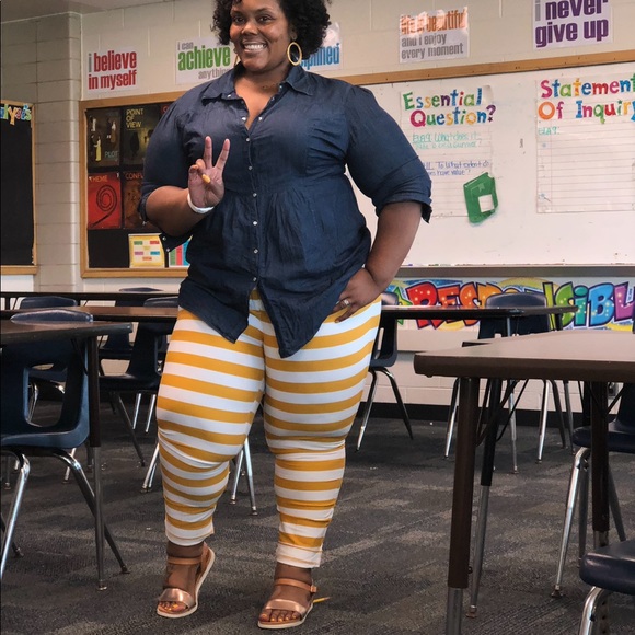 New York & Company Pants - ***SOLD*** Striped crop pant